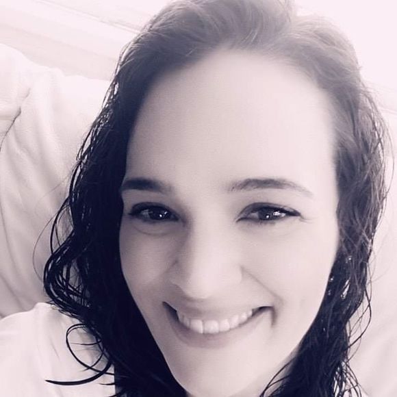 Meet your Posher, Michelle - Picture 1 of 1